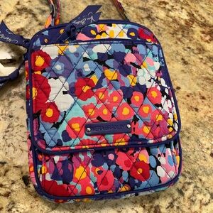 EUC Vera Bradley crossbody bag